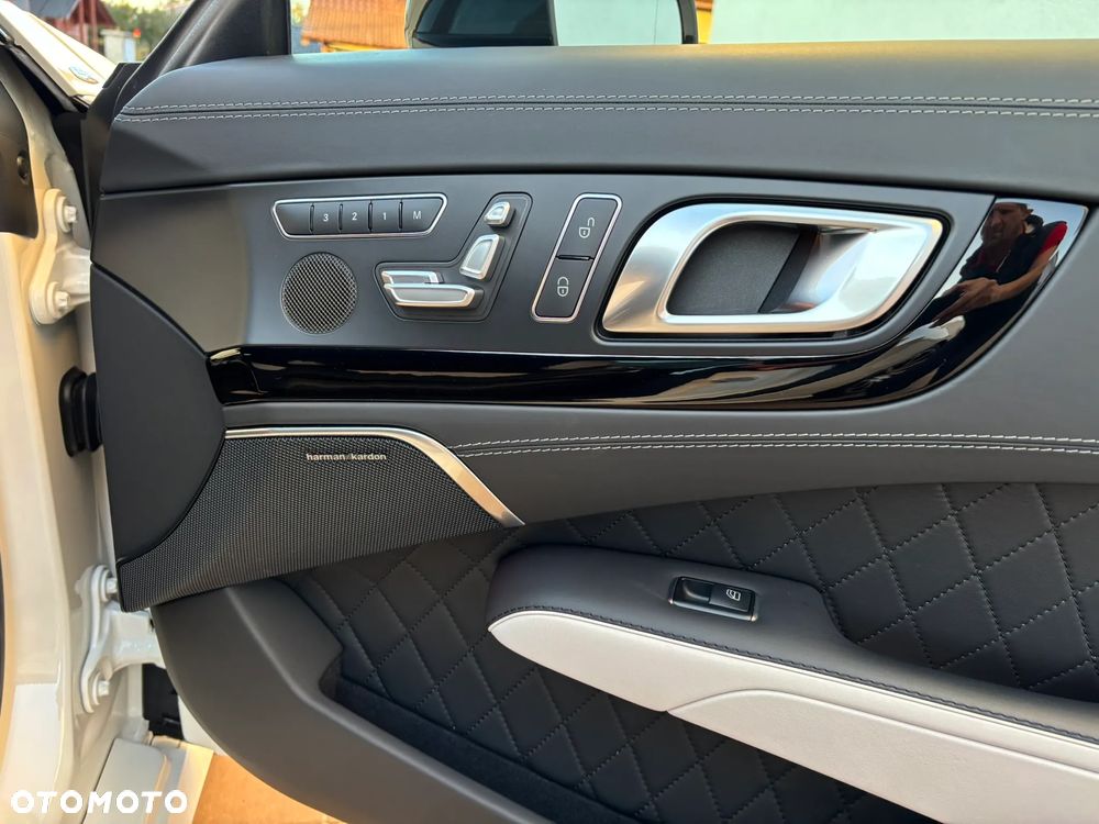 Mercedes-Benz SL 63 AMG AMG Speedshift MCT 7-Gang Sportgetriebe - 29