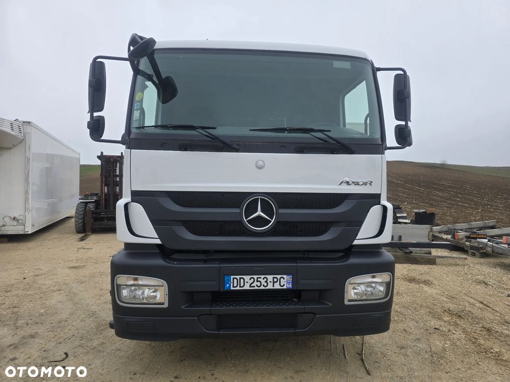 Mercedes-Benz AXOR 1829 - 2