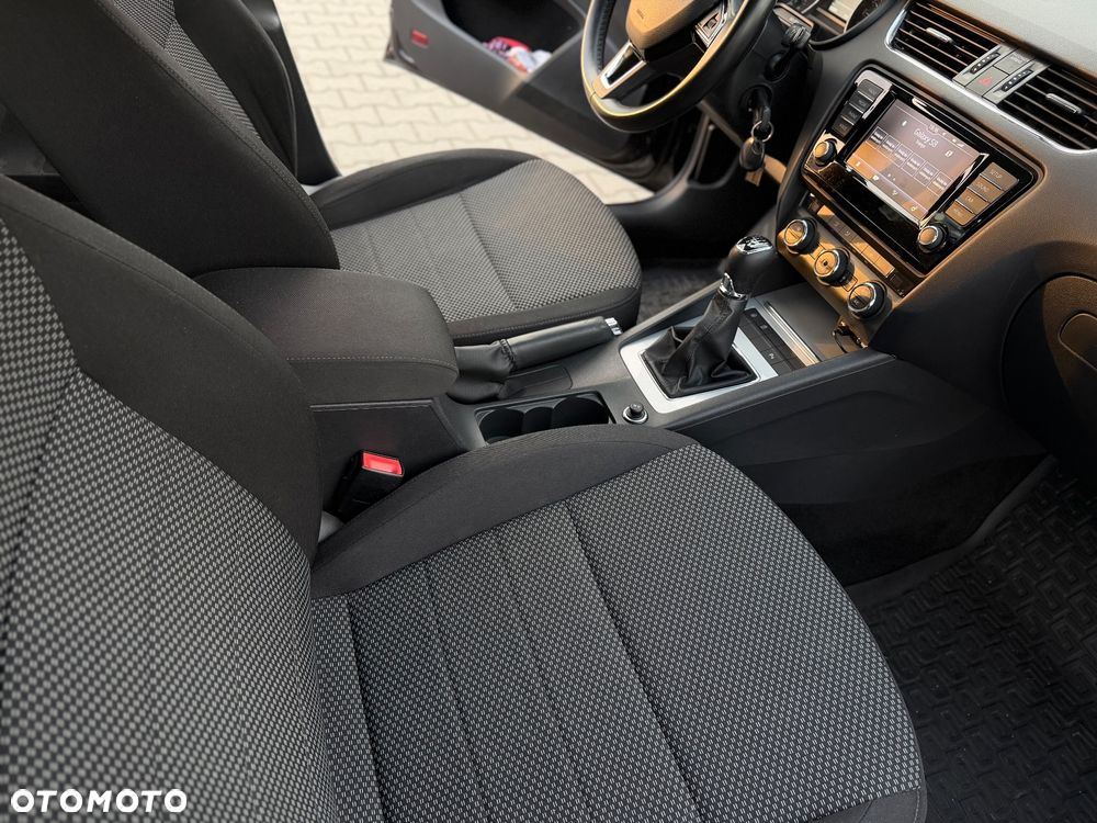 Skoda Octavia 1.4 TSI Ambition - 16