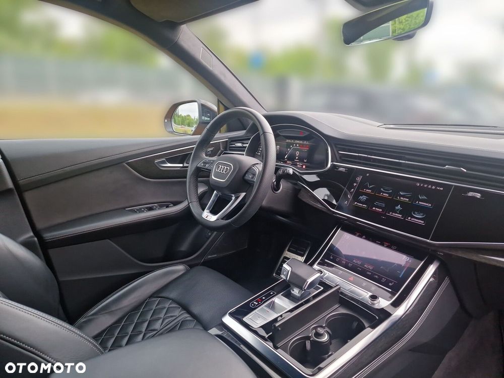Audi Q8 55 TFSI mHEV Quattro Tiptronic - 10