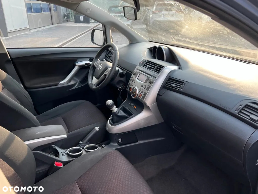 Toyota Verso 1.8 7-Sitzer Comfort - 10