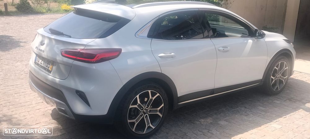Kia XCeed 1.6 CRDi Tech - 2