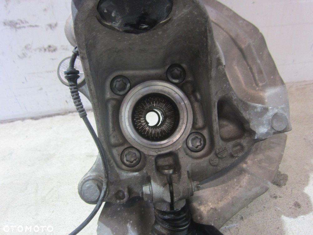 BMW X1 F48 ZWROTNICA PRZEDNIA PRAWA 6876646 31316861672 WAHACZ AMORTYZATOR - 9