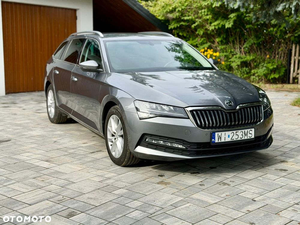 Skoda Superb 2.0 TDI SCR Ambition DSG - 9