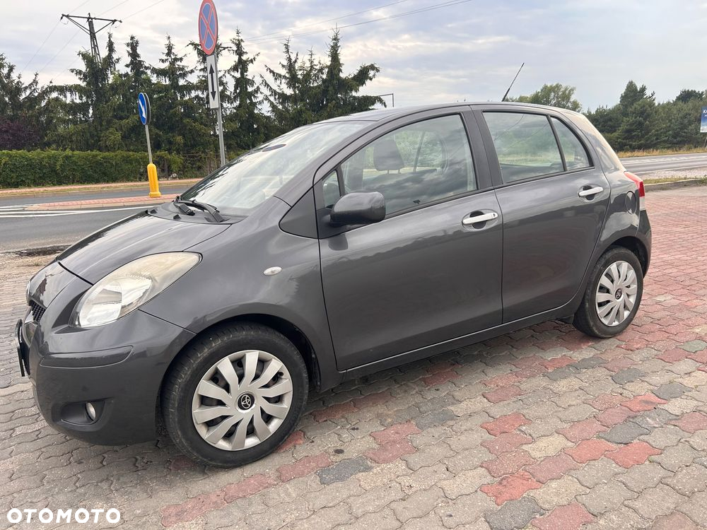 Toyota Yaris - 6