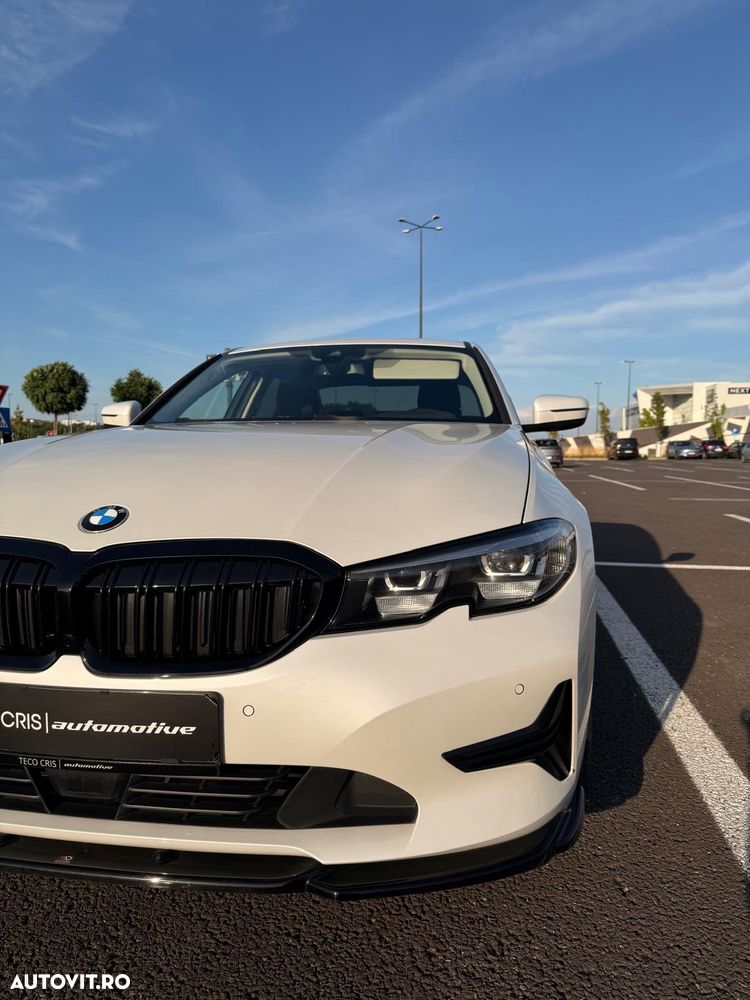 BMW Seria 3 320d xDrive AT - 12