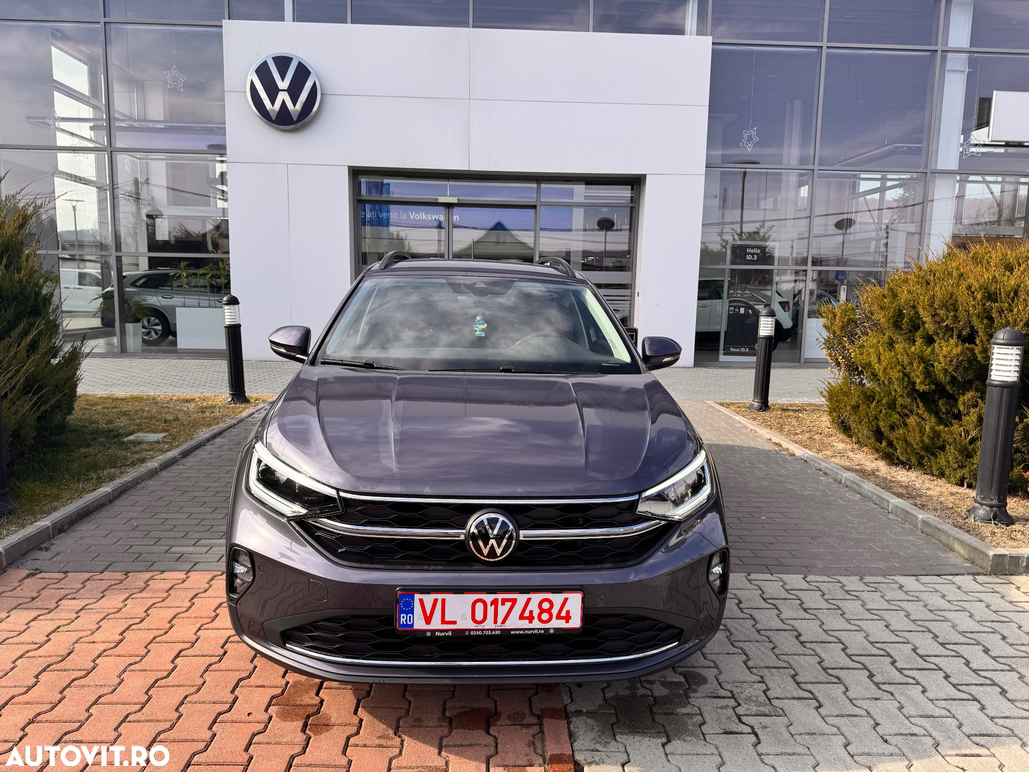 Volkswagen Taigo 1.0 TSI DSG Life - 3