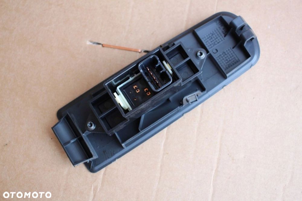Przełącznik el szyb PRAWY pasażer MITSUBISHI COLT Z30 VI MR587944 - 4