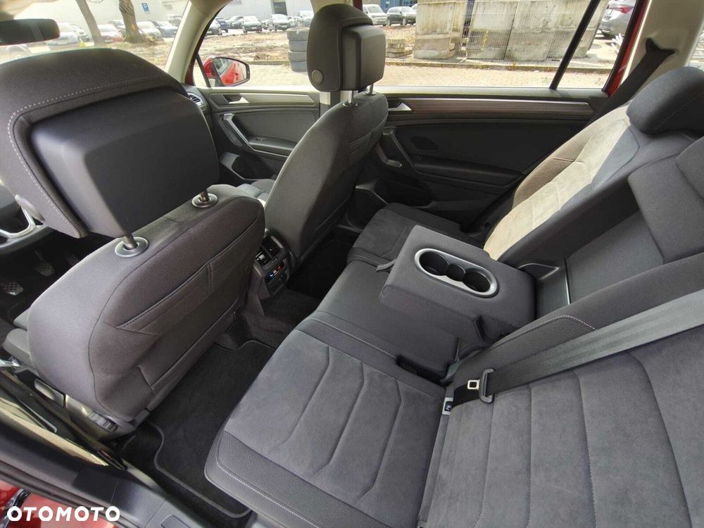 Volkswagen Tiguan Allspace 2.0 TDI Life 7os - 21