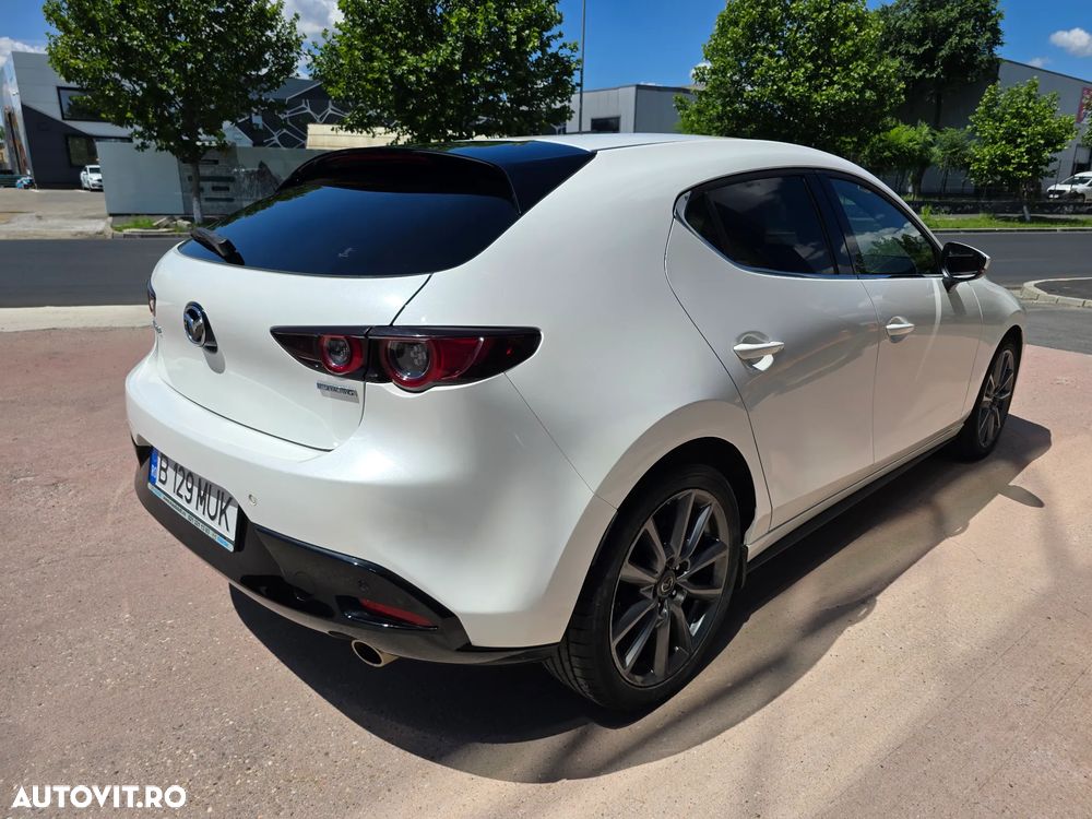 Mazda 3 e-Skyactiv G150 AT MHEV Plus - 8