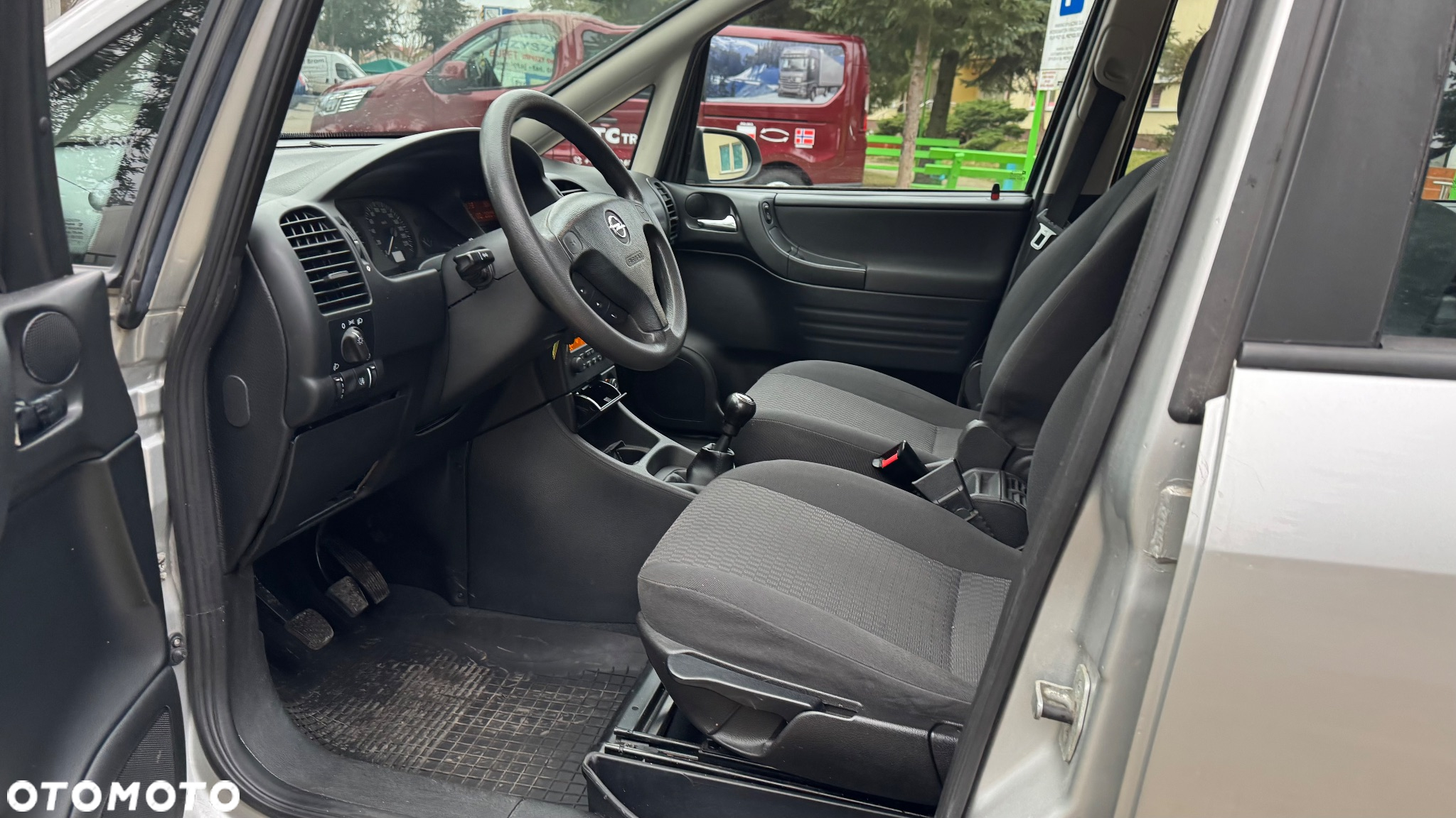 Opel Zafira 1.6 16V Comfort - 7