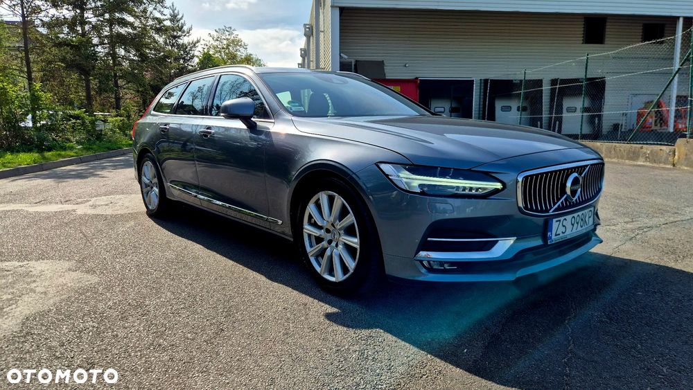 Volvo V90 D5 AWD Geartronic Inscription - 4