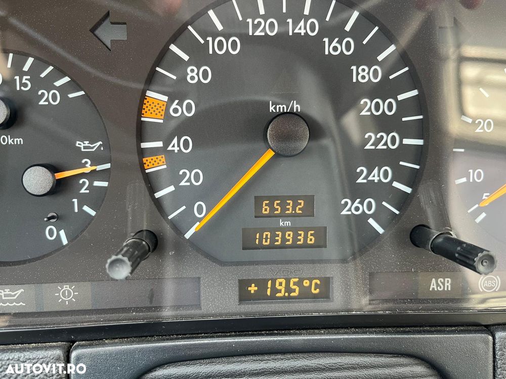 Mercedes-Benz S 600 COUPE AMG - 15