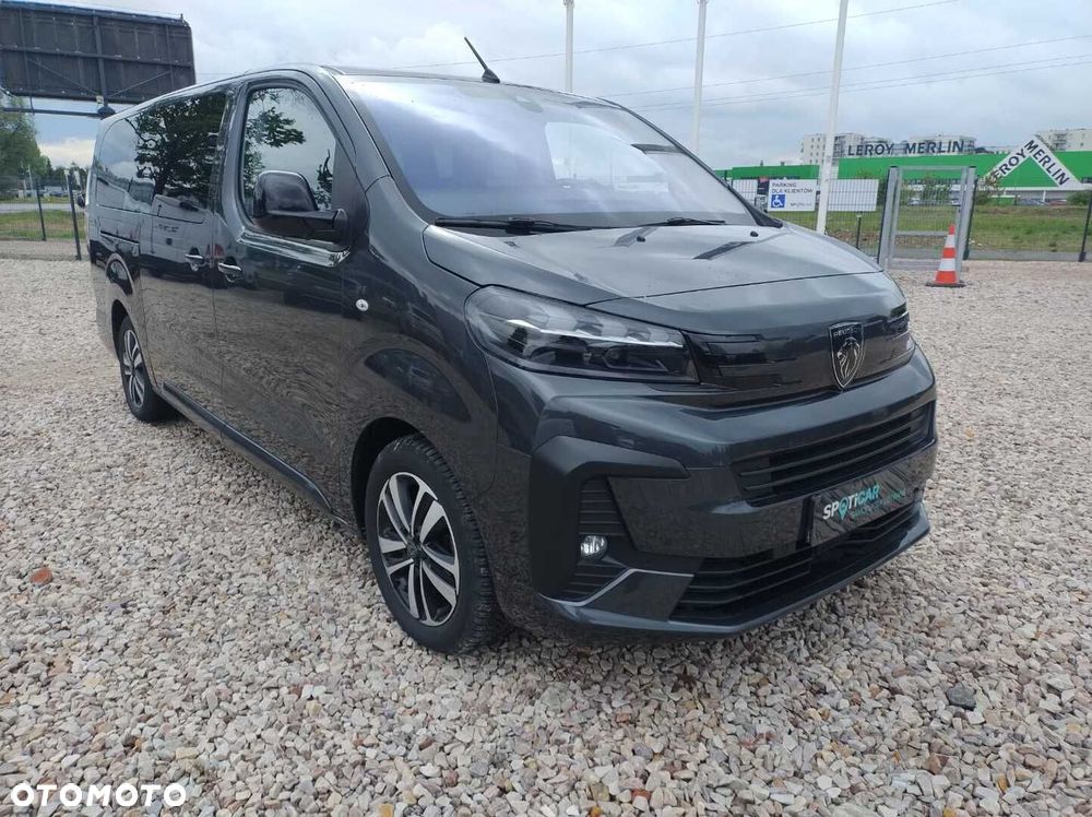 Peugeot Traveller - 3