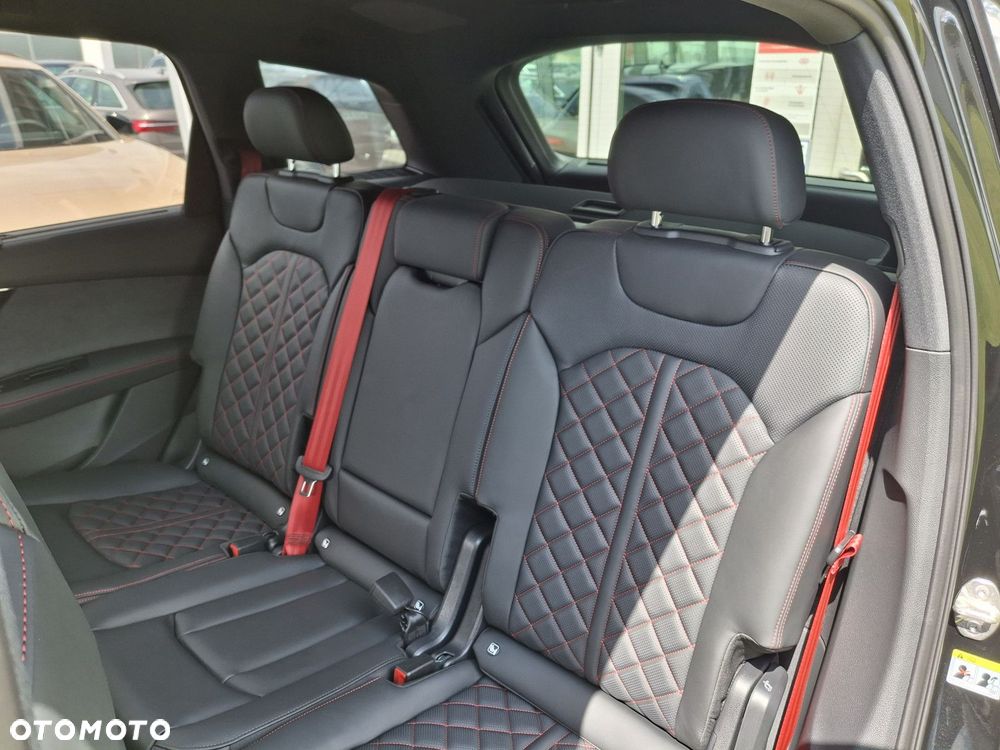 Audi Q7 - 24