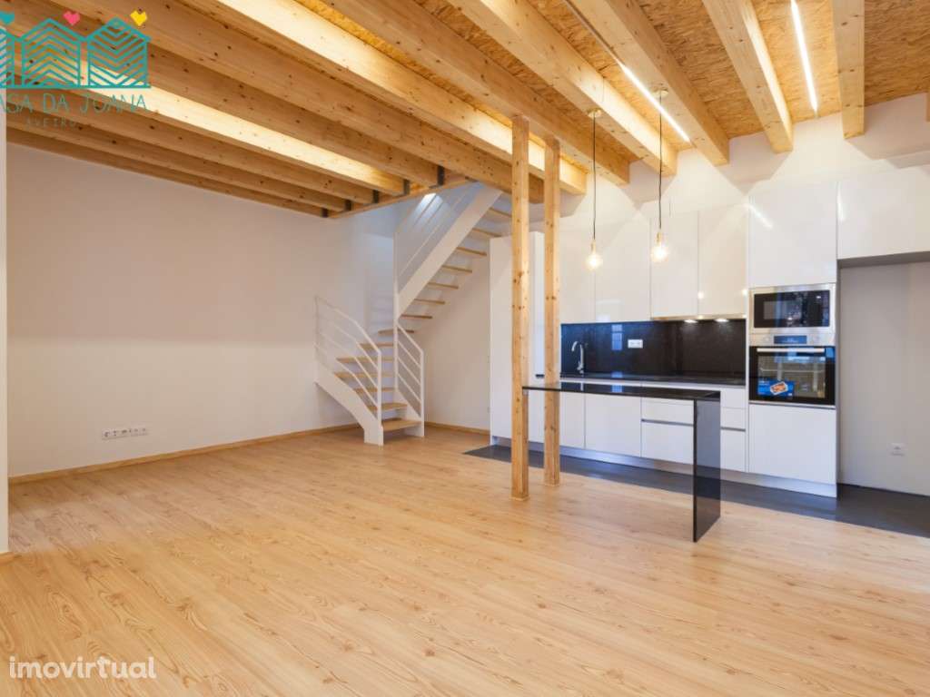 Moradia T2 no centro do Porto - Grande imagem: 3/38