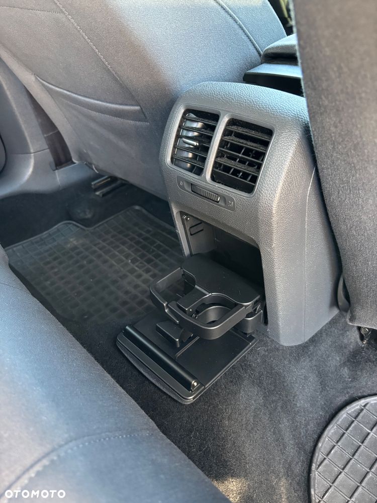 Volkswagen Jetta 1.9 TDI Comfortline - 17