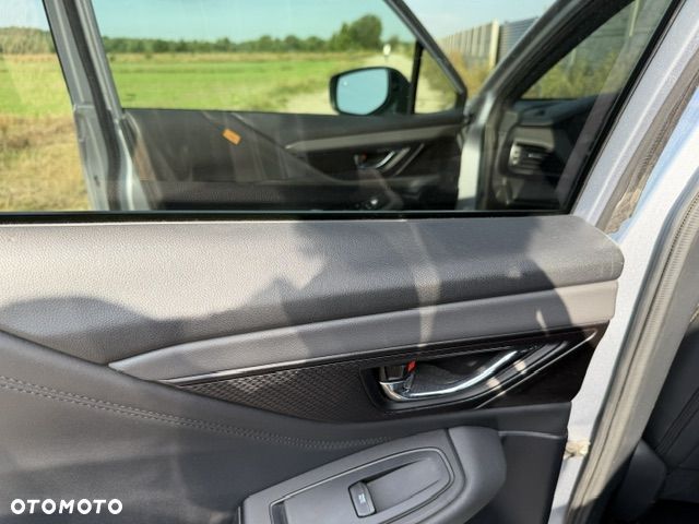 Subaru Outback 2.5i Exclusive - 12