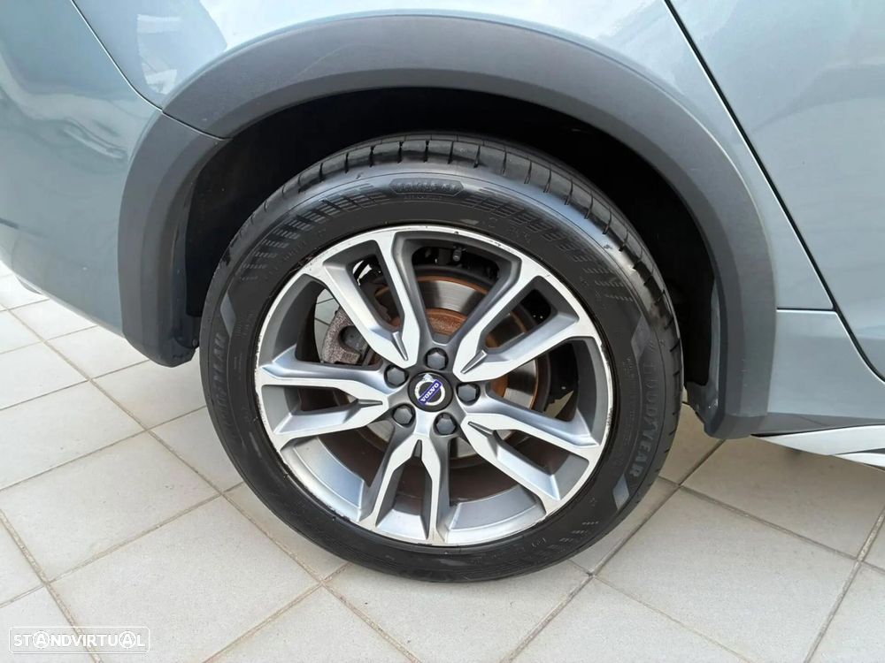 Volvo V60 Cross Country 2.0 D3 Summum Geartronic - 7