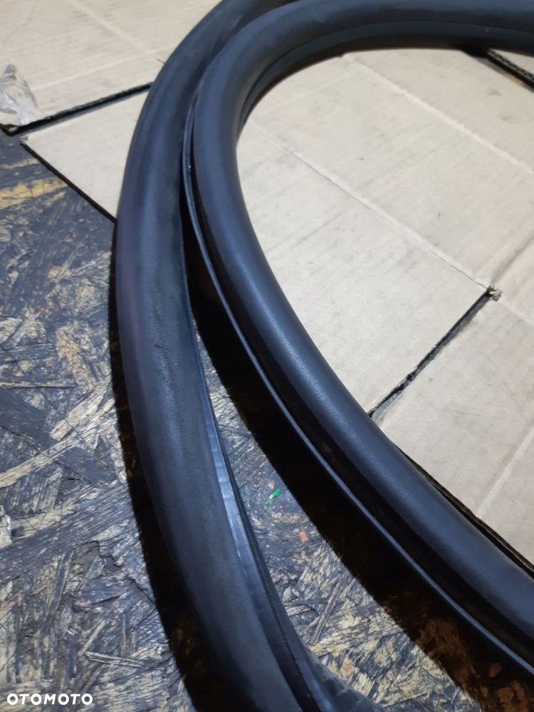 AUDI A3 8P 3D USZCZELKA DRZWI LEWE PRZEDNIE LEWY PRZÓD S-LINE 8P3831721J - 8