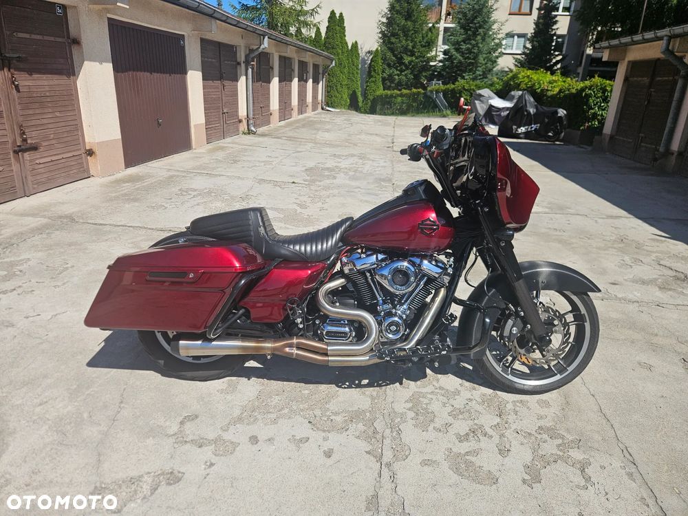 Harley-Davidson Touring Street Glide - 2
