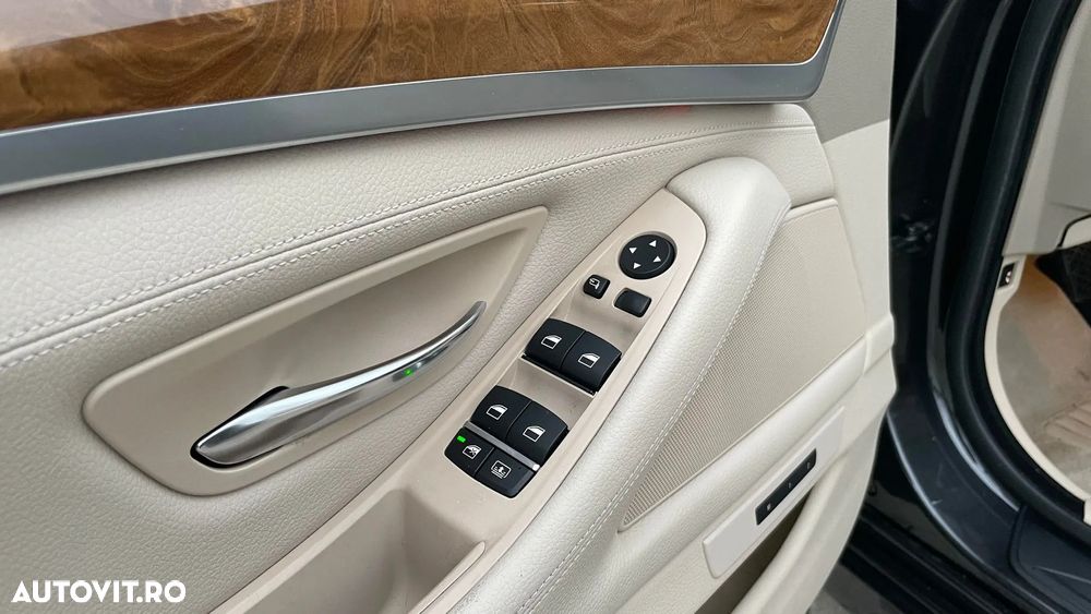BMW Seria 5 520d - 23