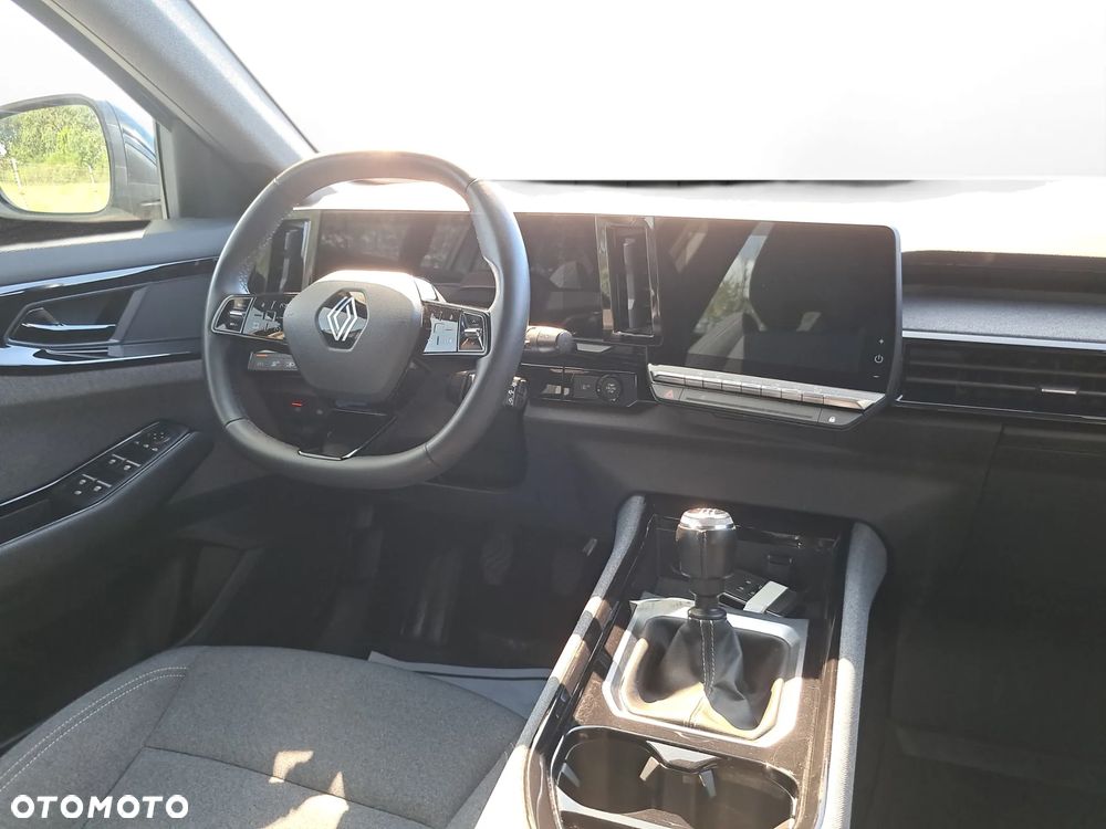 Renault Austral 1.3 TCe mHEV Equilibre - 14