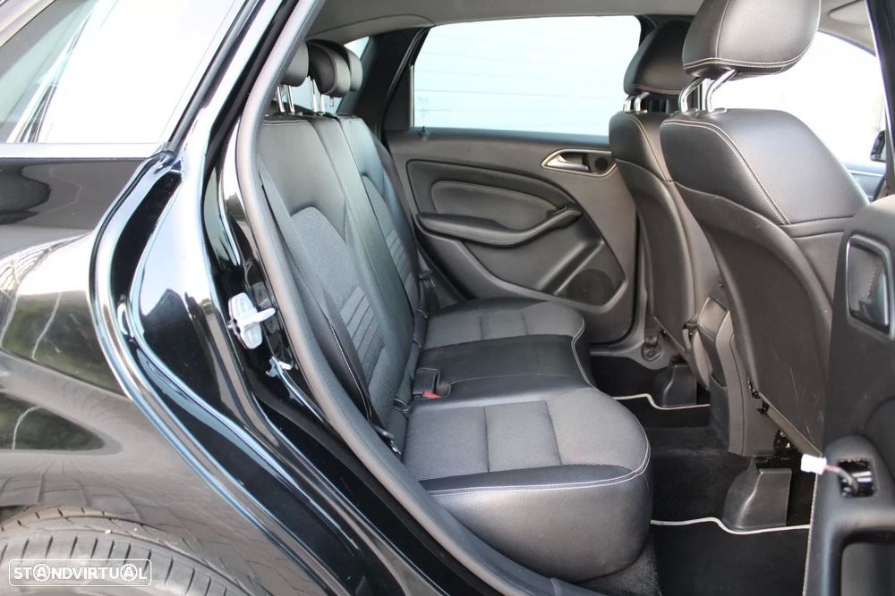 Mercedes-Benz B 180 d Urban Aut. - 17