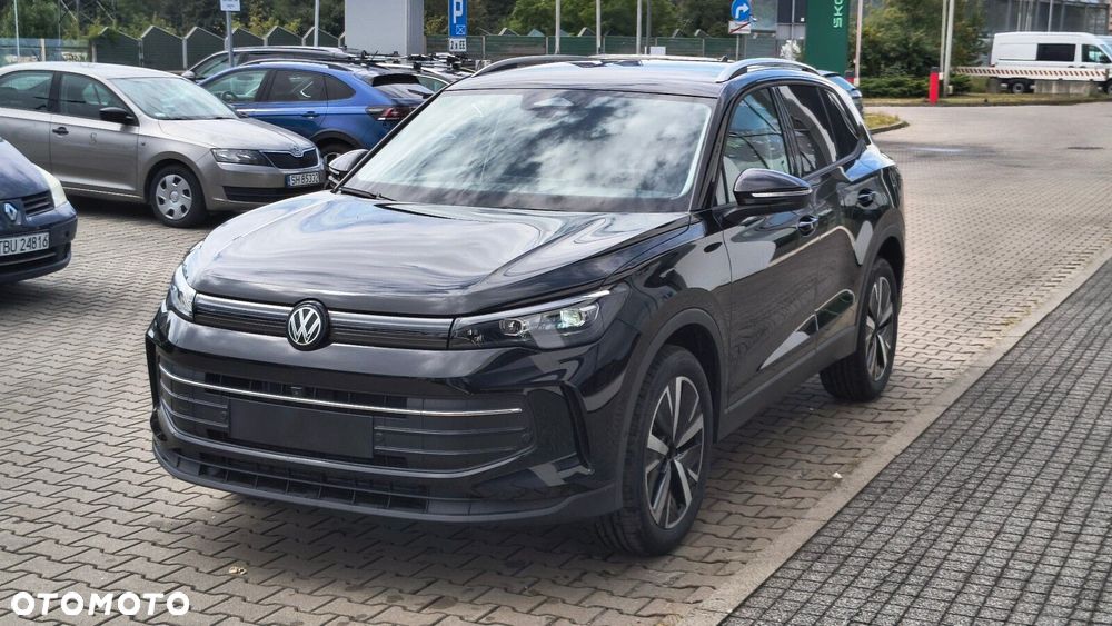 Volkswagen Tiguan - 4