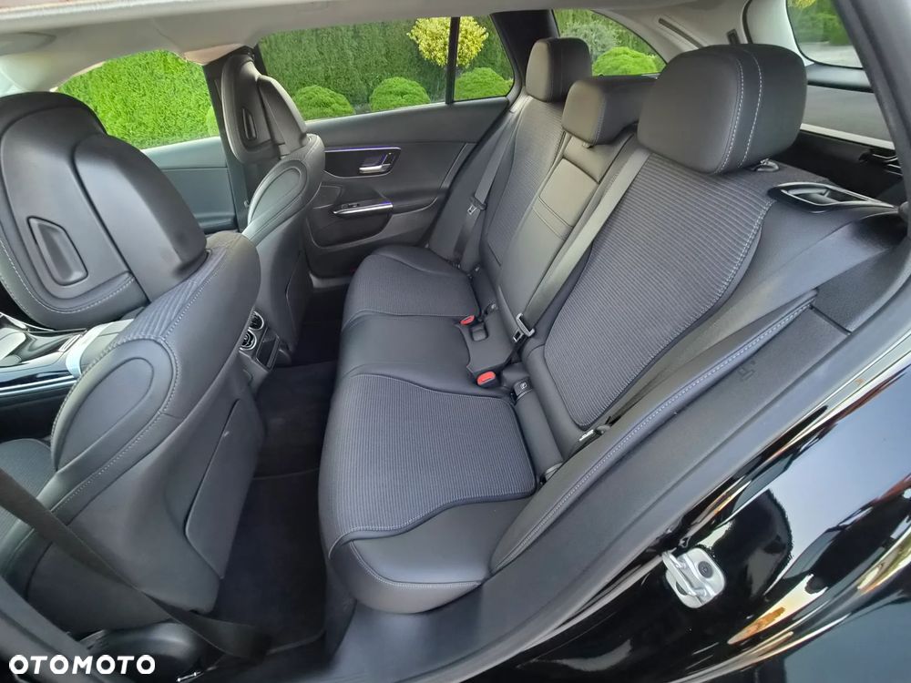 Mercedes-Benz Klasa C 300 de 9G-TRONIC Avantgarde - 10