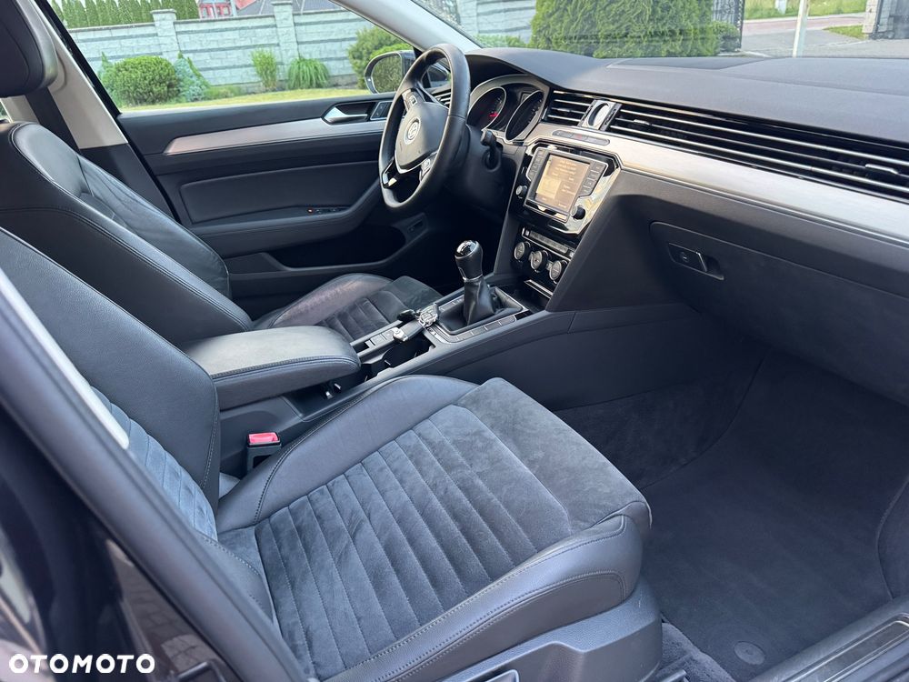Volkswagen Passat 2.0 TDI BMT Highline - 12