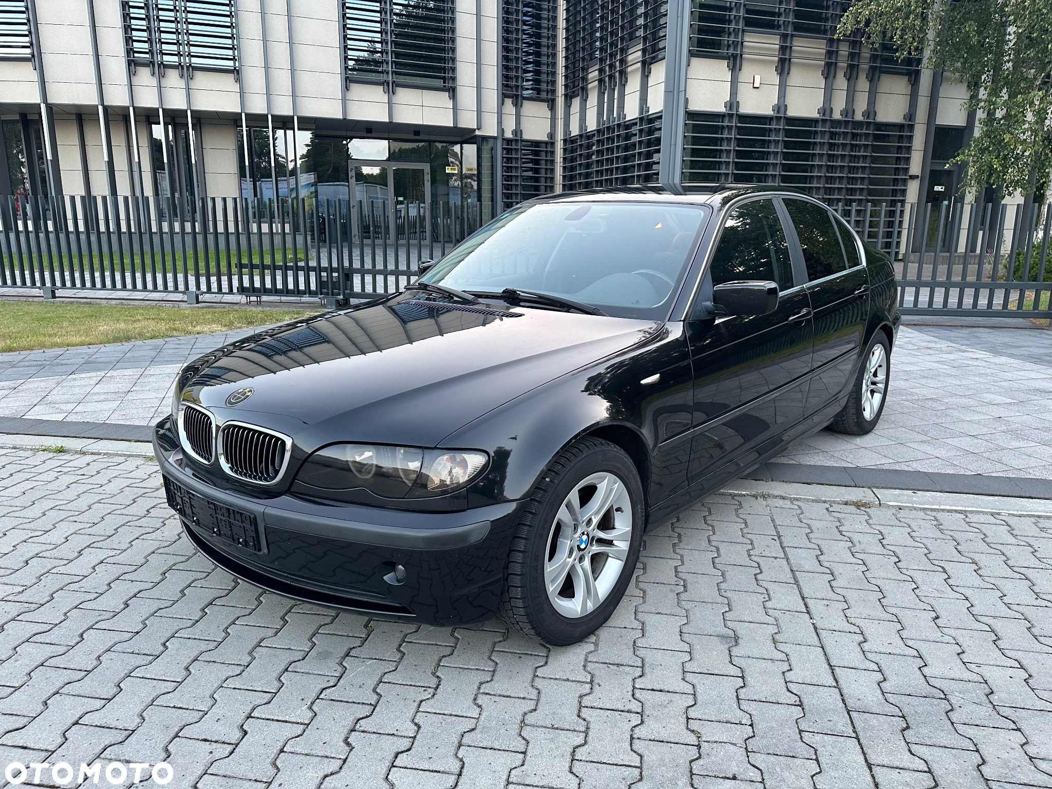 BMW Seria 3 325i - 2
