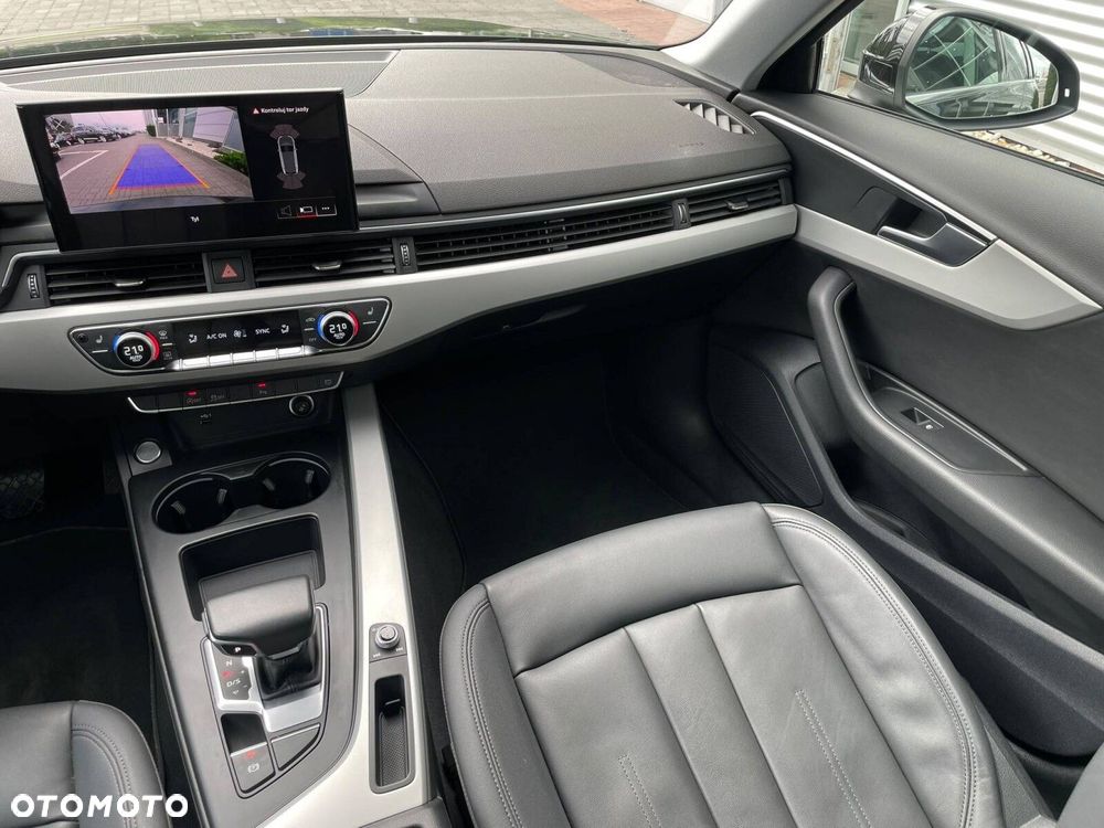Audi A4 Avant - 16
