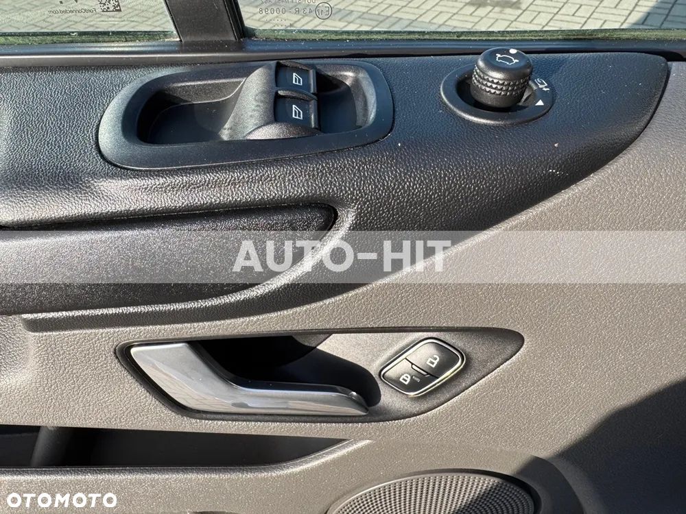 Ford Transit - 26