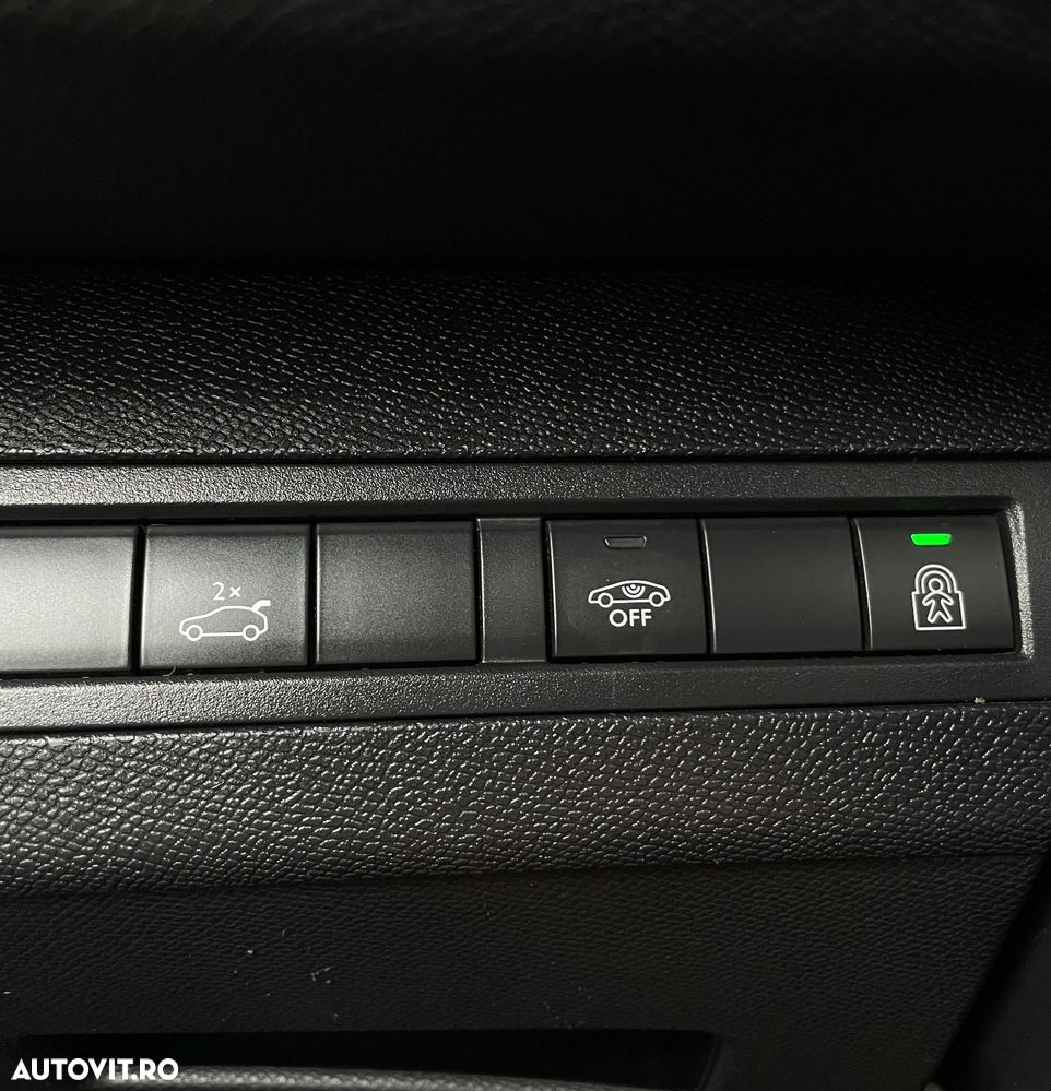 Peugeot 3008 BlueHDi 180 Stop & Start EAT6 GT - 27
