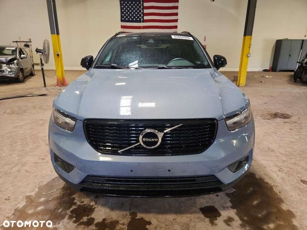 Volvo XC 40 - 8