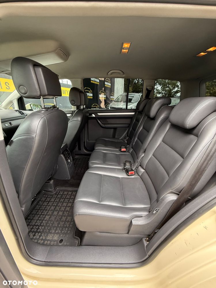 Volkswagen Touran 2.0 TDI DPF BlueMotion Technology DSG Comfortline - 7