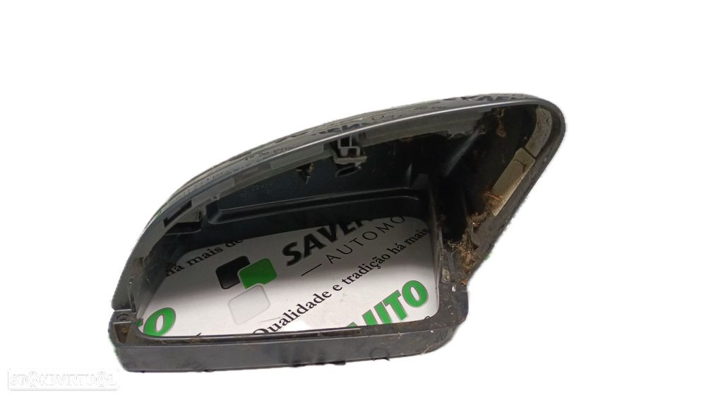 Capa Espelho Direito / Dto Mercedes-Benz C-Class (W204) - 2