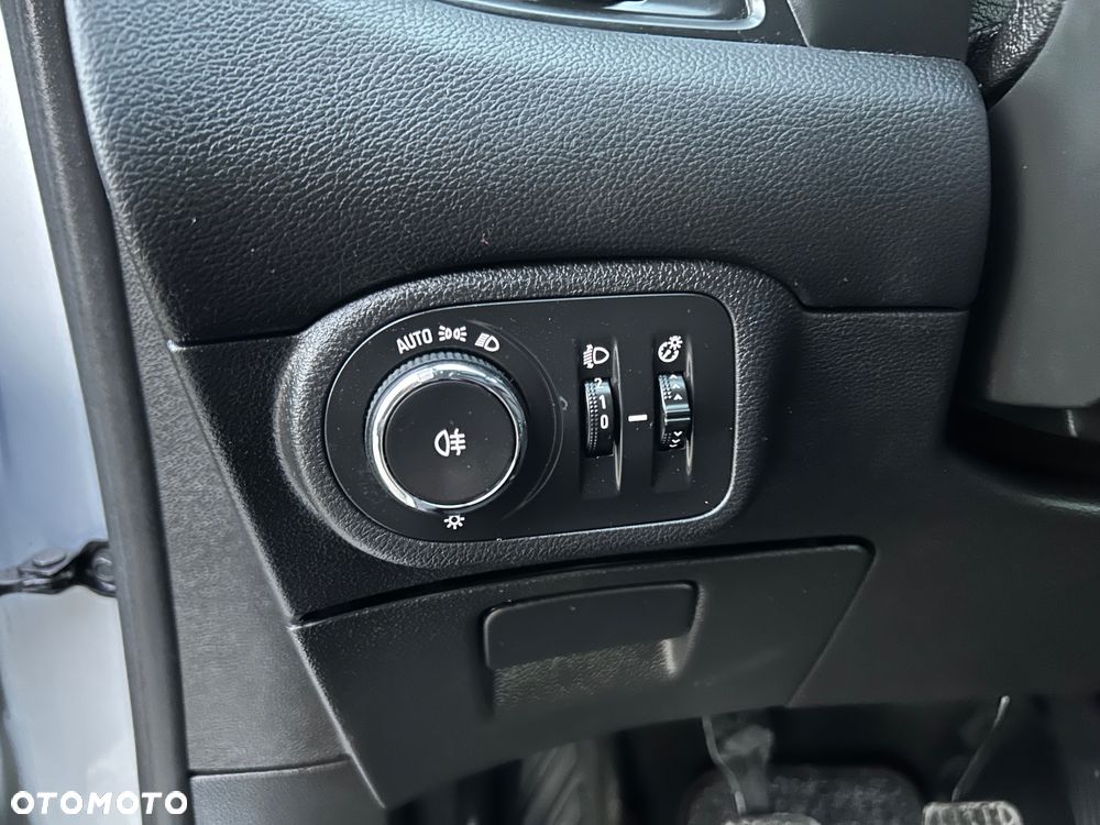 Opel Zafira 1.6 D Start/Stop Business Edition - 28