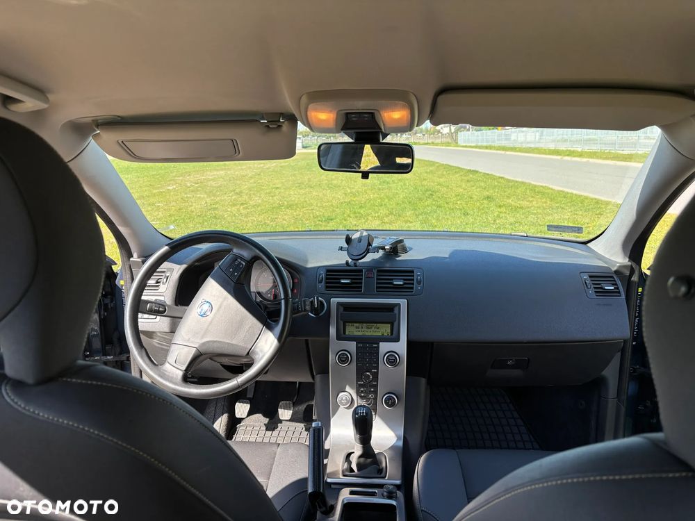 Volvo V50 1.6D - 15
