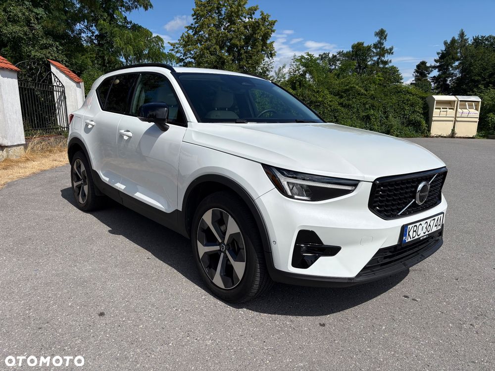Volvo XC 40 B5 AWD Ultimate Dark - 2