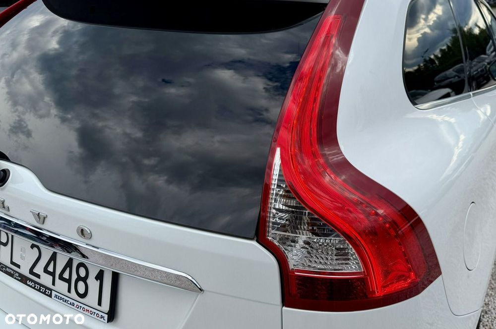 Volvo XC 60 D4 Ocean Race - 18