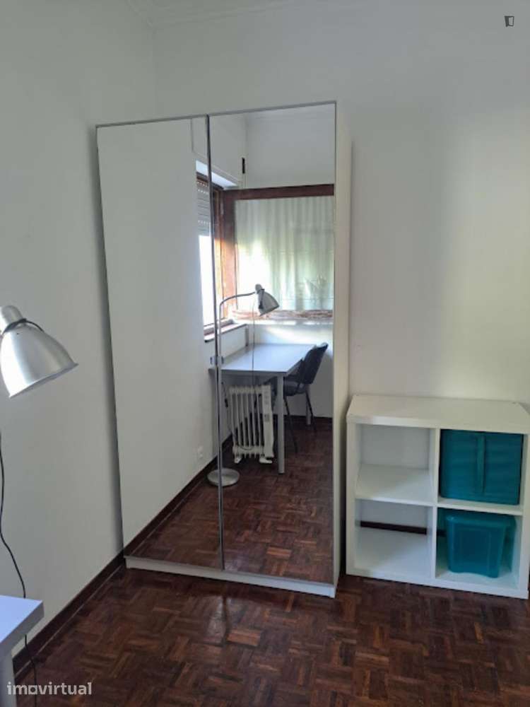 Quarto - localizado em Bairro do Sol Coimbra - Grande imagem: 3/12