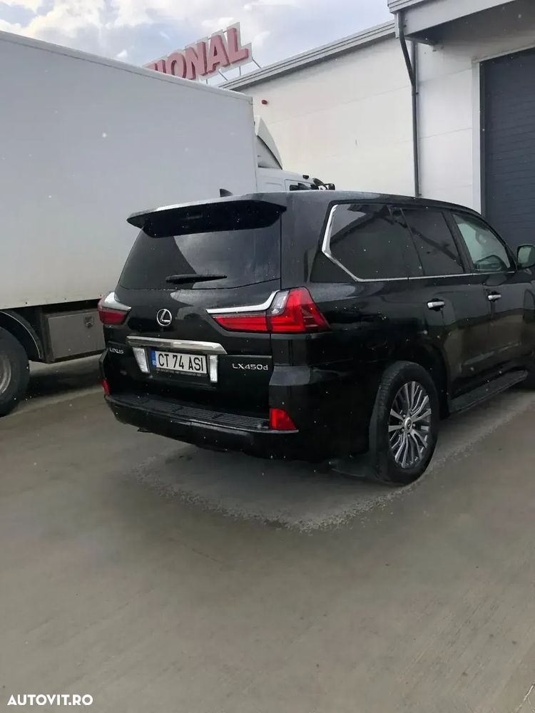Lexus Seria LX - 4