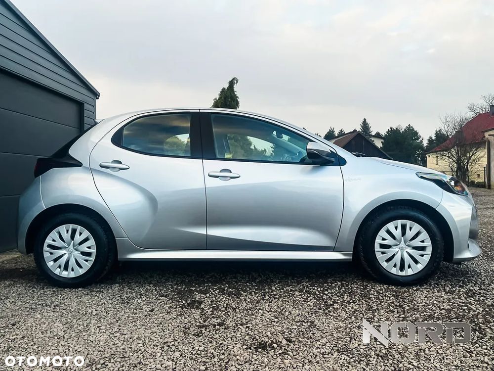 Toyota Yaris Hybrid 1.5 Active - 2