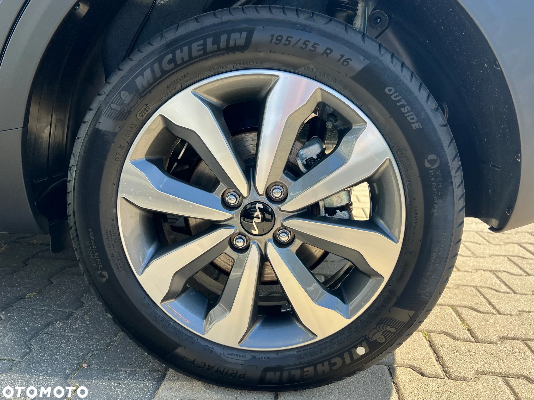Kia Stonic 1.2 L - 16
