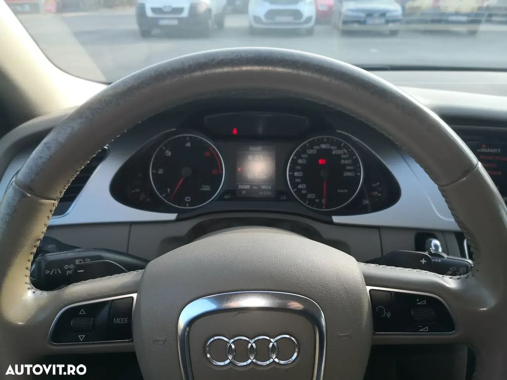 Audi A4 Avant 3.0 TDI quattro Tiptronic - 3