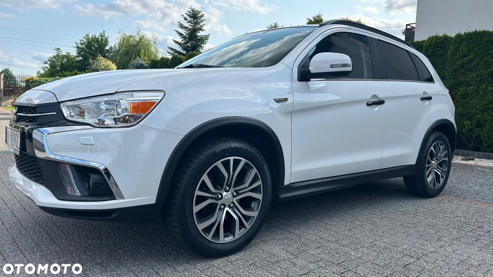 Mitsubishi ASX 1.6 Blue Sky Edition - 8