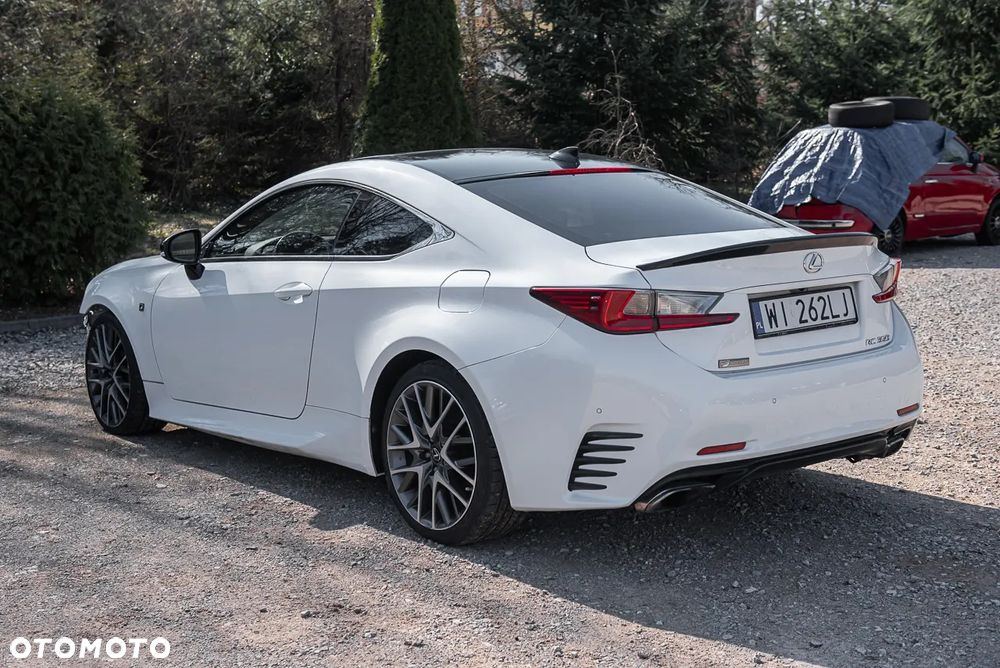 Lexus RC - 7