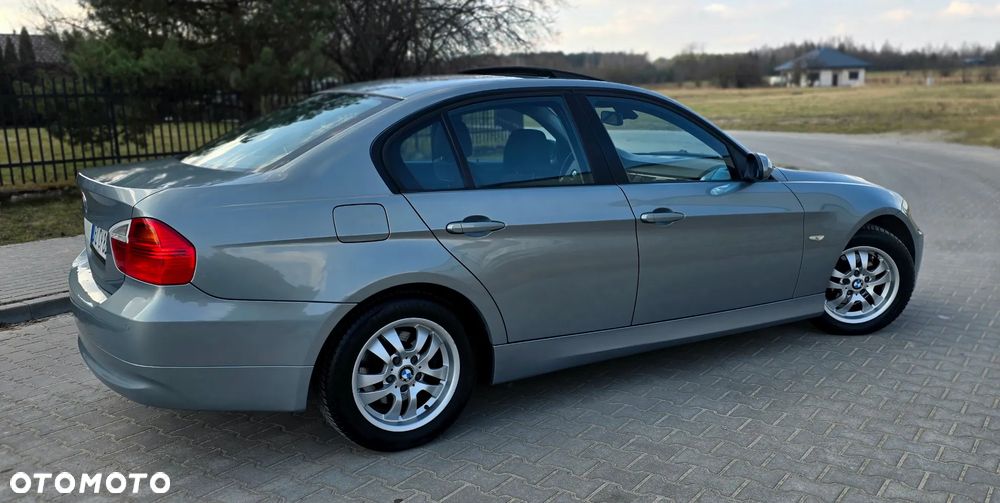 BMW Seria 3 - 17